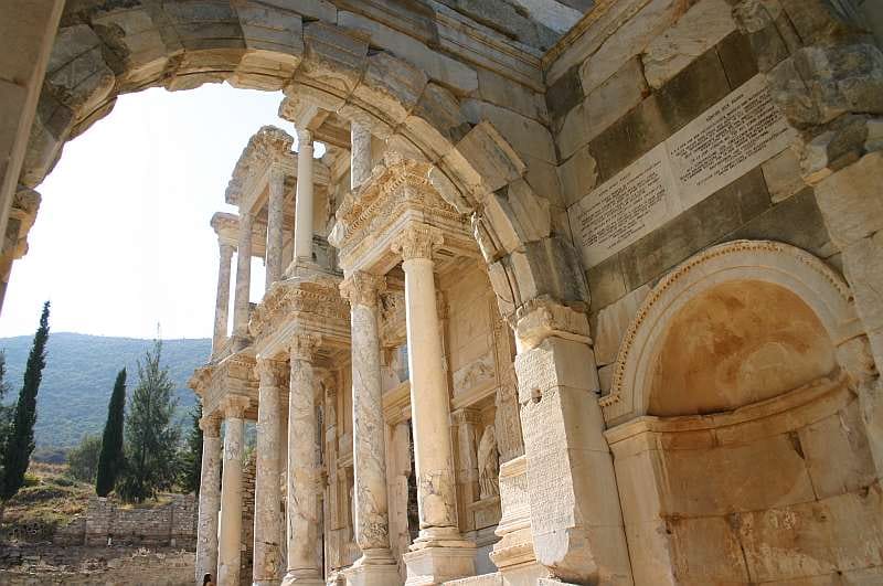 Ephesus: Small Group Tour for Cruise Passengers - Seeing what remains of the Temple of Artemis