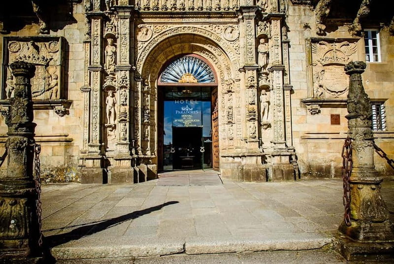 Exclusive excursion from Vigo to Santiago de Compostela for cruise passengers - Inside the Cathedral and Cathedral Museum