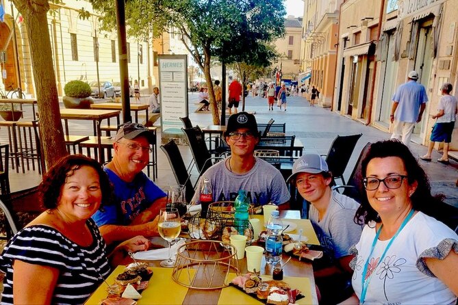 Food Tasty and History Tour in Civitavecchia - Starting with coffee at Largo della Pace