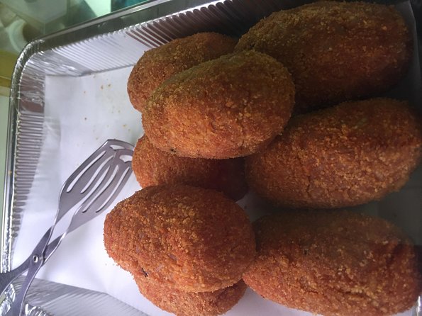 Foody Tour with Nonna in Civitavecchia (port) - Why this Civitavecchia food walk works well from a cruise port