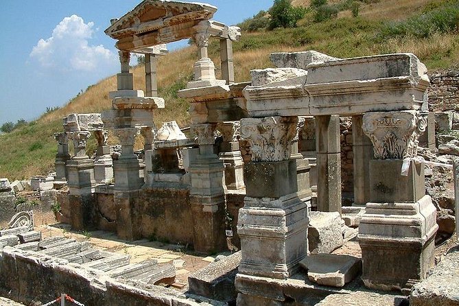 For Cruisers: Ancient Ephesus & House of Virgin Mary Tour From Ephesus Port - Guides can make the difference