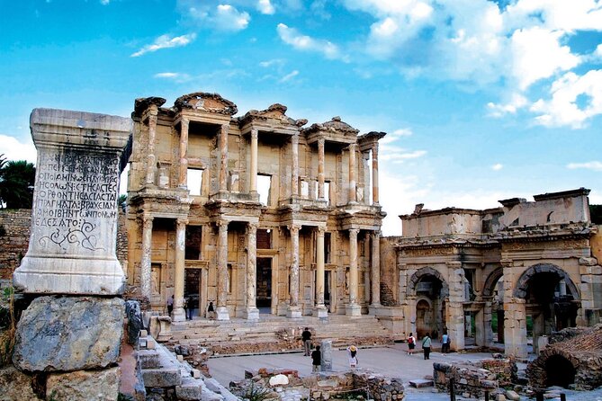 FOR CRUISERS: Best Seller of Ephesus Private Tour by Locals - The Terrace Houses reveal Ephesus at home