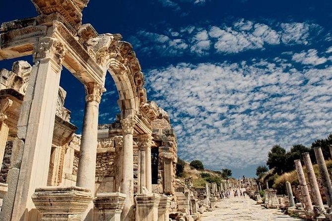 FOR CRUISERS: Ephesus Ruins and Mary's House GROUP Tour - Marys House and the Christian story