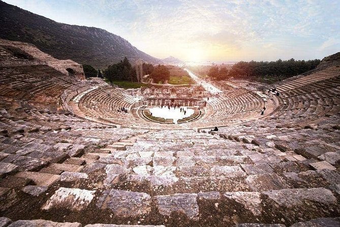 FOR CRUISERS: PRIVATE EPHESUS TOUR INCLUDES ENTRY FEES & Lunch - Why this works well for a Kusadasi port day