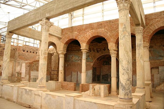 FOR CRUISERS: PRIVATE EPHESUS TOUR INCLUDES ENTRY FEES & Lunch - Two hours among the monuments of Ephesus
