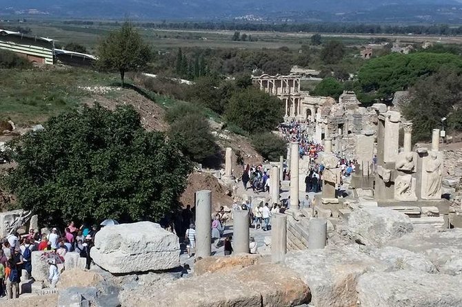 For Cruisers: Small Group EPHESUS Tour with Temple of Artemis - Taking a slower turn through Şirince