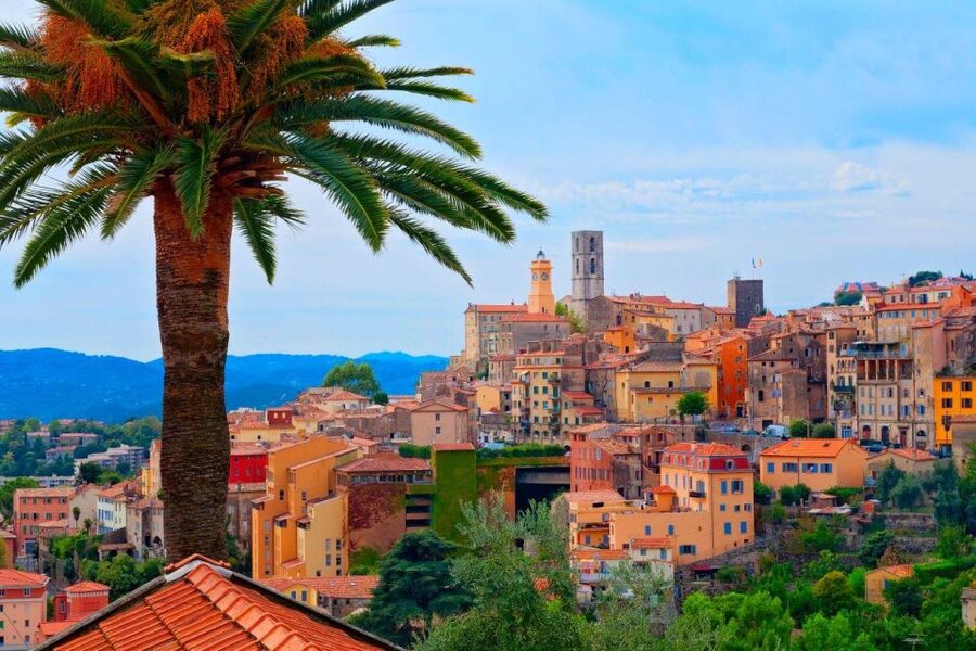 From Cannes:Shore excursion to Grasse,Antibes,St PauldeVence - Saint-Paul-de-Vence and Its Artistic Past