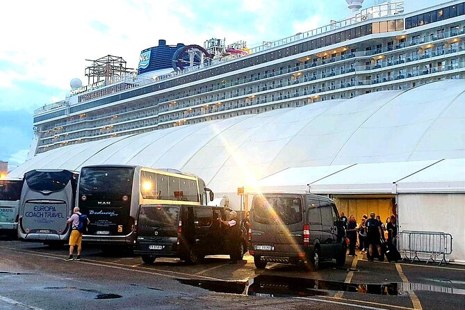 From Civitavecchia Cruise Port to FCO 1-8 People - A calm ride matters after a cruise