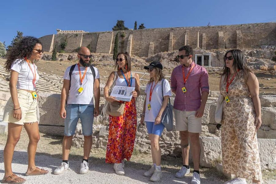 From Cruise Port: The Acropolis & Athens Highlights Tour - One hour in Plaka