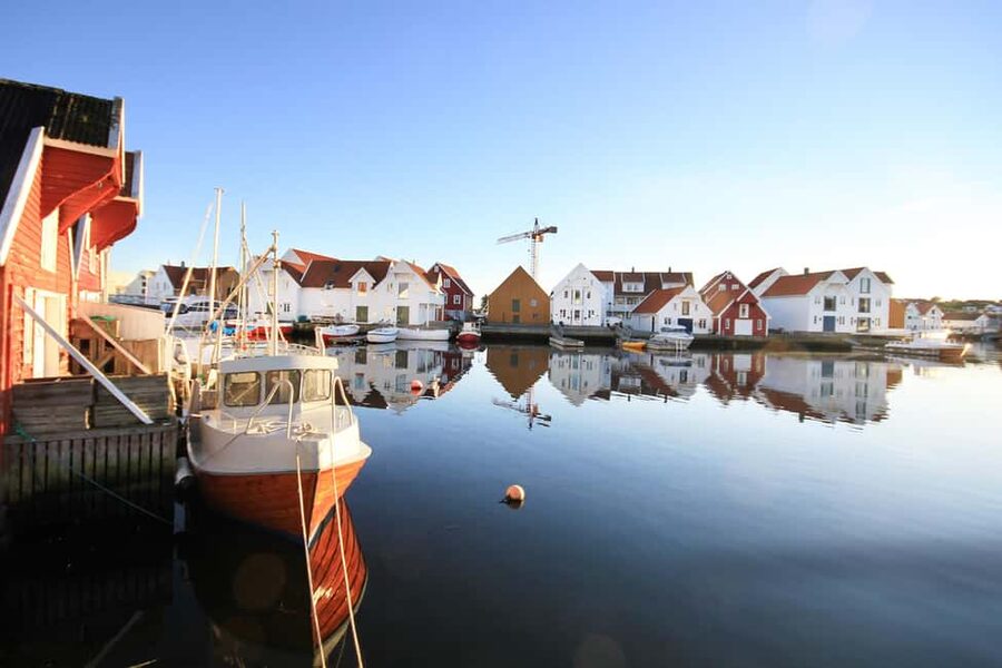 From Haugesund: Karmøy and Norwegian Culture Shore Excursion - Skudeneshavn is the heart of the visit