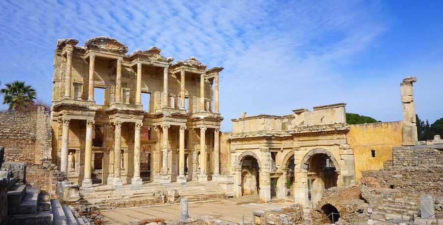 From Kusadasi: Private Ephesus Tour for Cruise Passengers - The House of the Virgin Mary and its quiet setting