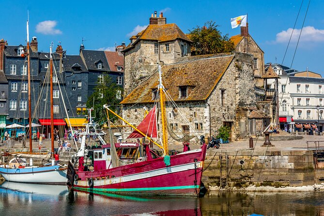 From Le Havre Breathtaking Honfleur and Deauville Shore Excursion - Guide quality and group organization