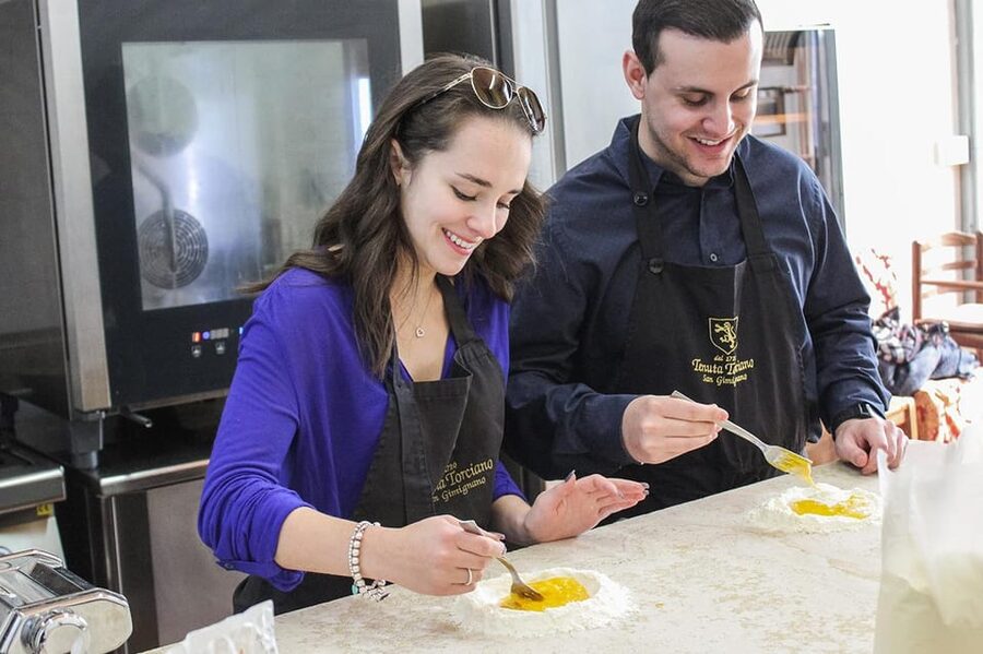 From Livorno: Authentic italian Pasta Cooking Class - Making pasta with professional chefs