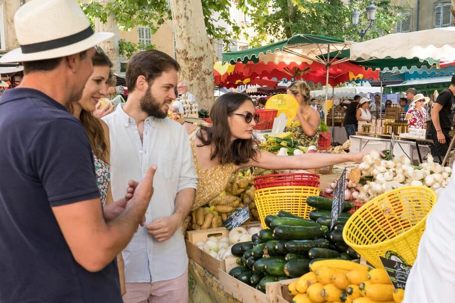 From Marseille Cruise Port : Aix-en-Provence and Cassis - Who will get the most from this tour