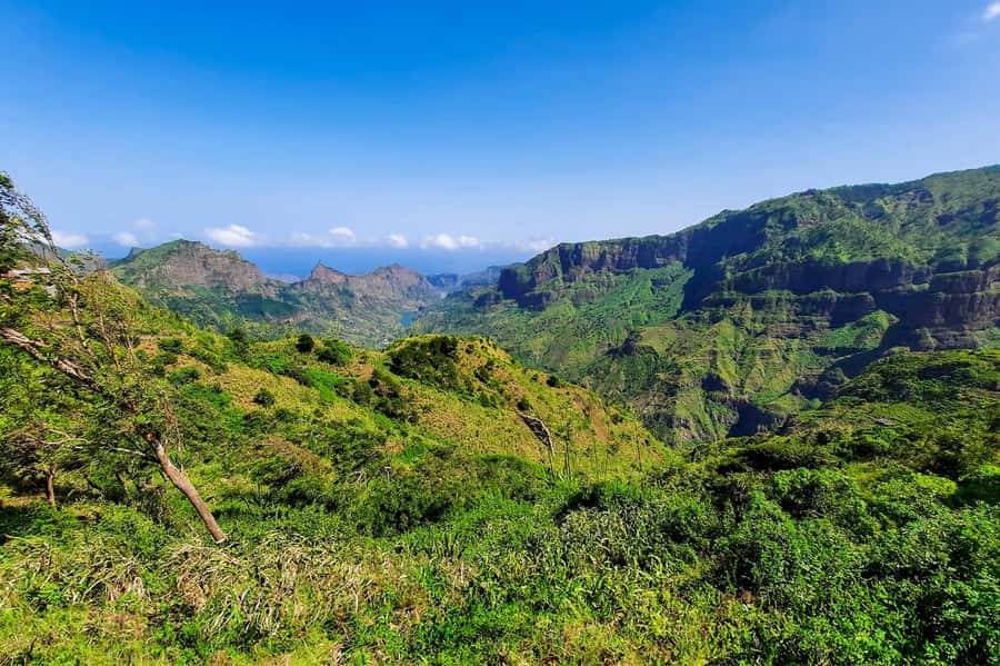 From Port of Praia: Island Tour for Cruise Ship passengers - Picos, Assomada, and the mountain road