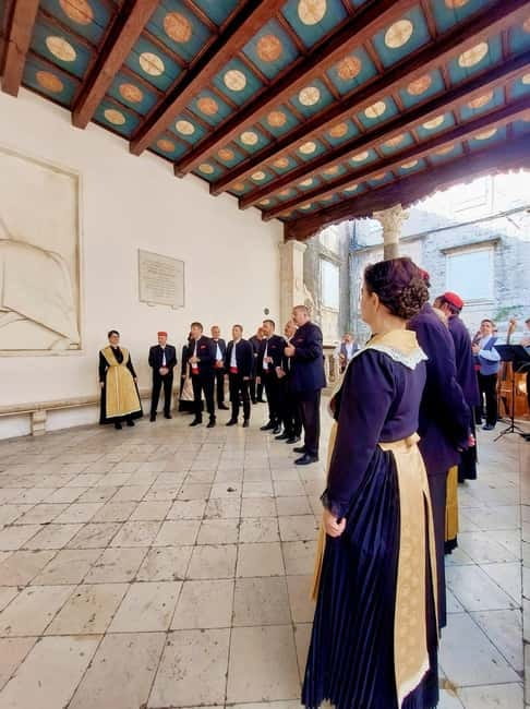 From SPLIT Cruise Port: Exclusive Tour of Split and Trogir - Three hours to see Split at a useful pace