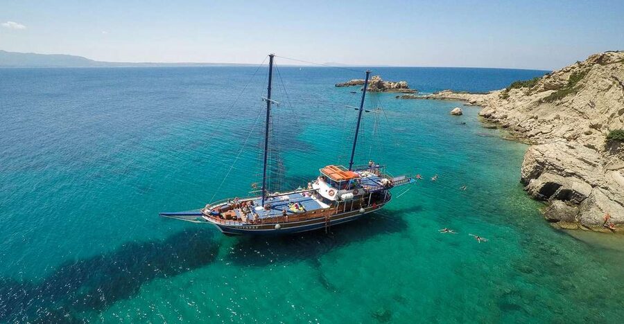 From the Port of Kos: Full Day Boat Cruise to 3 Islands - Drinks, cocktails, and onboard comfort