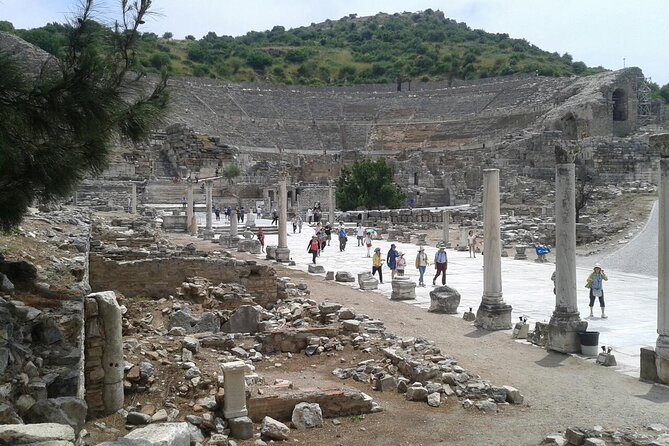 Full Day Ephesus Tour for Cruise Passengers - The Ephesus Museum brings the fragments indoors