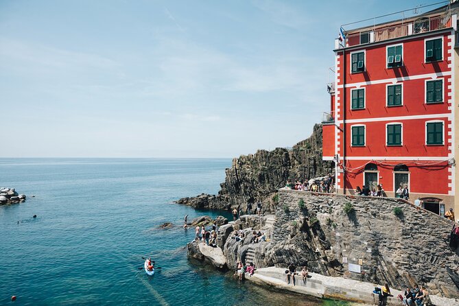 Full Day Pisa and Jewel of the Cinque Terre Tour From Livorno - Climbing the Leaning Tower