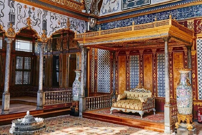 Full Day Private Guided Istanbul Tour From Hotel or Cruise Ships - Sultanahmet puts five major sights within reach