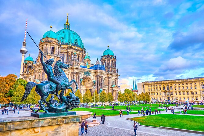 Full Day Tour of Berlin from Warnemunde and Rostock Cruise Port - The long ride from Warnemünde to Berlin
