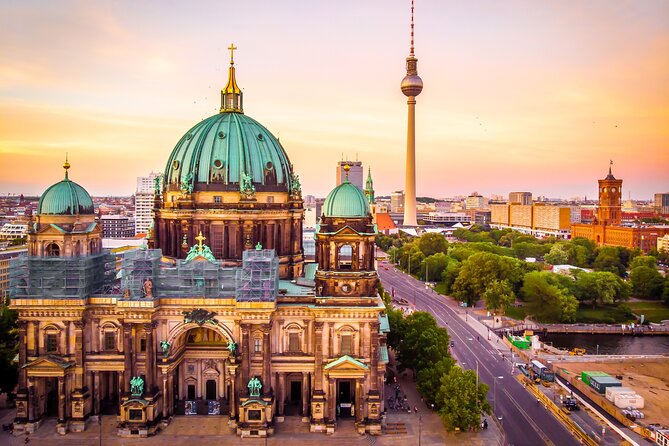 Full Day Tour of Berlin from Warnemunde and Rostock Cruise Port - How much Berlin can you really see?
