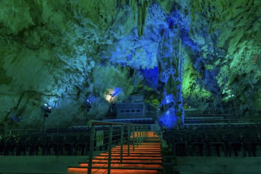 Gibraltar Shore Excursion: The Original Rock & Caves Tour - Timing, meeting point, and group comfort