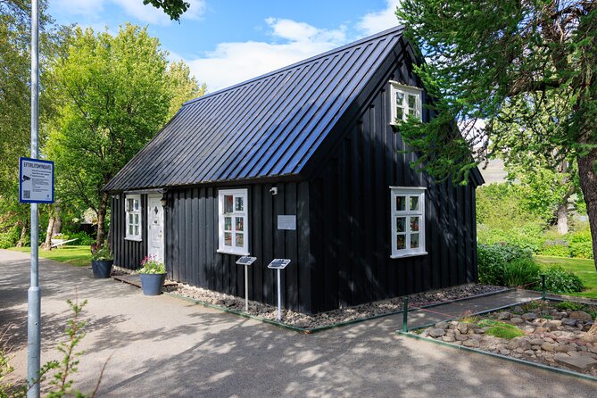 Goðafoss and Akureyri Botanic Garden Shared Shore Excursion - What the $166.17 price really buys you