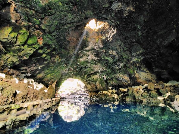 Grand Tour to Timanfaya and Jameos del Agua for cruise passengers - A full volcanic tour from the cruise port