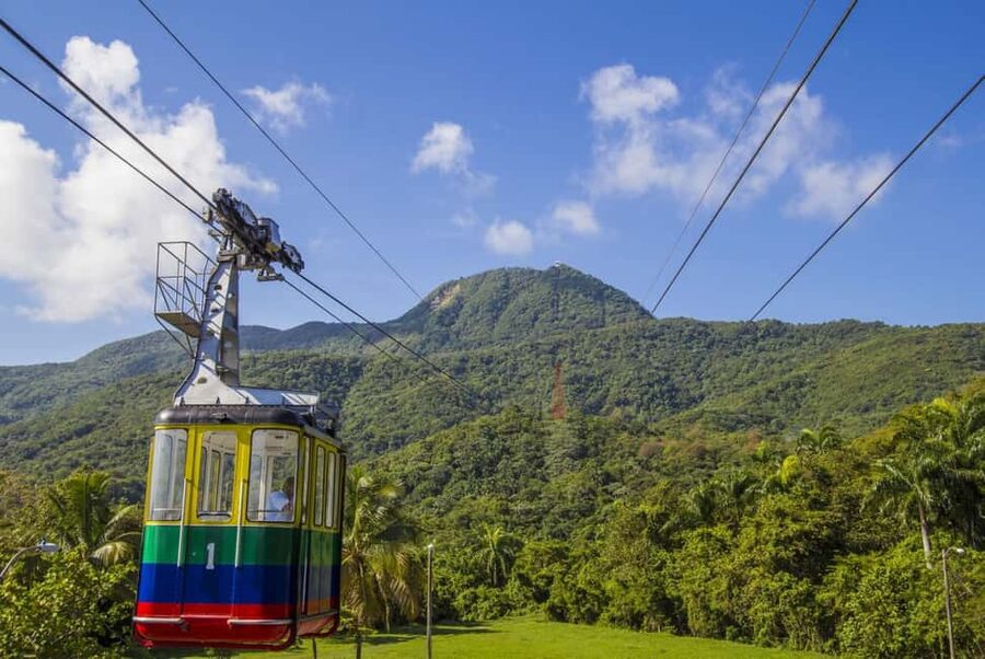 Half Day Cultura Tour of the City of Special for Cruise Ship - Parque Central shows Puerto Plata’s everyday center