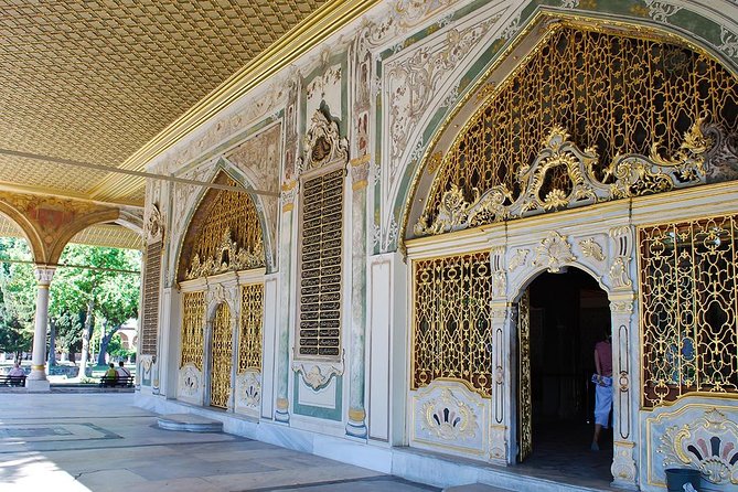 Half-Day Private Tour: Istanbul Shore Excursion With Topkapi Palace - Grand Bazaar and Süleymaniye Mosque need confirmation