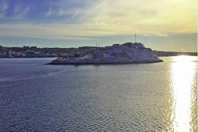 Halifax Shore Excursion: Peggy's Cove Half Day Tour - What the $176.89 price really covers