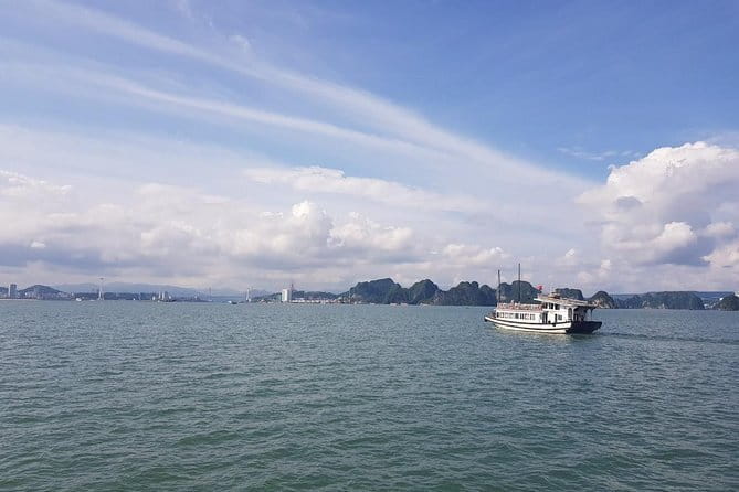 Halong Bay Shore Excursion: Full Day Cruise Tour from Cruise Port - Leaving the port for the limestone islands