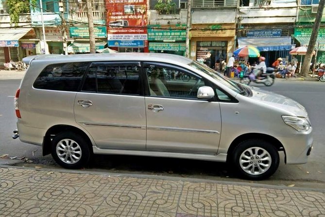 Hanoi Airport Pickup (Private rides from Airport to Hanoi Hotels) - What the 35 to 40-minute ride is like