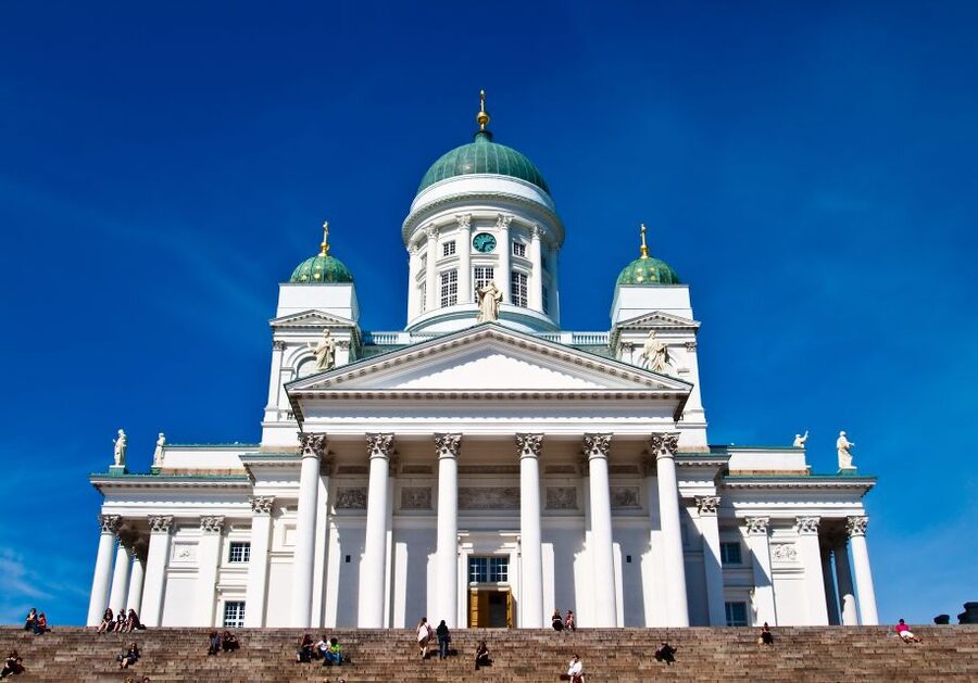 Helsinki Shore Excursion: City Sightseeing and Suomenlinna - Helsinki’s major sights by coach