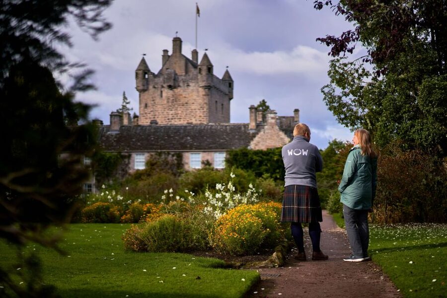 Invergordon: Highlands Guided Tour with Cawdor Castle Ticket - Clava Cairns: 4,000 years in a compact site
