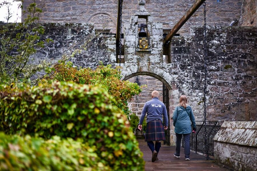 Invergordon: Highlands Guided Tour with Cawdor Castle Ticket - Loch Ness: views, photographs, and the Nessie connection