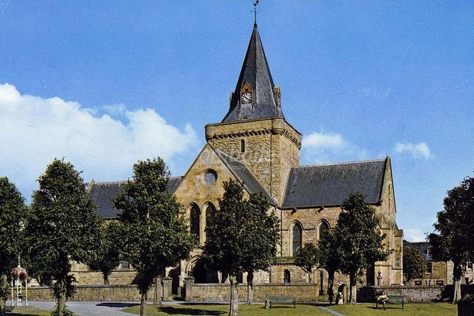 INVERGORDON PORT Tour Dunrobin, Dornoch & Distillery - Dornoch, with time to wander