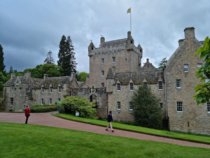 Invergordon Shore excursion, Culloden Battlefield, Loch Ness - Cawdor Castle adds rooms, gardens, and Shakespeare