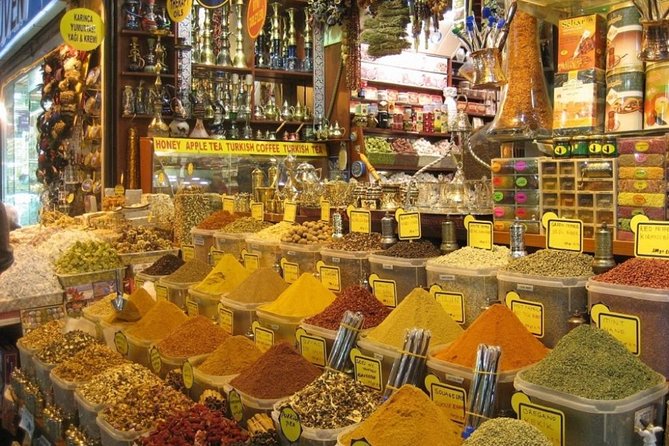 Istanbul Shore Excursion: Small-Group Bosphorus Cruise and Istanbul Egyptian Bazaar - Eminönü Square and the route across the Golden Horn