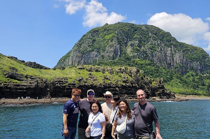 Jeju Private Day Tour with Jeju Cruise Terminal Pickup - Gwangchigi Beach and the best coastal photograph