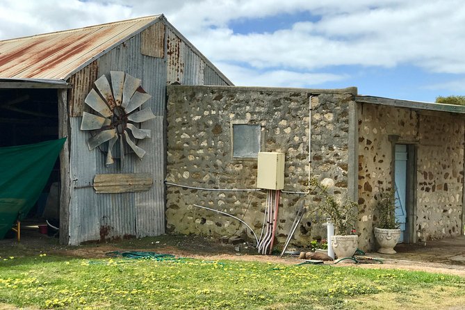 Kangaroo Island Shore Excursion Tasting Tour - For Cruise Ship Passengers Only - Kingscote gives you an hour to eat and wander
