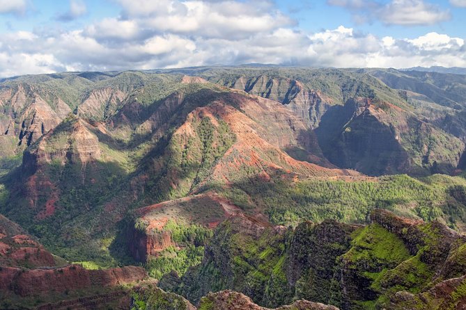 Kauai Cruise Ship Shore Excursion Journey to Waimea Canyon - Spouting Horn, where the sea makes the noise