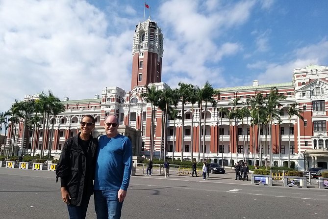 Keelung Shore Excursions: Private 6-Hour Taipei City Adventure! - Chiang Kai-shek Memorial Hall closes the main circuit