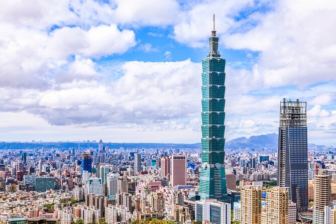 Keelung Shore Excursions: Private 6-Hour Taipei City Adventure! - Longshan Temple brings old Taipei close
