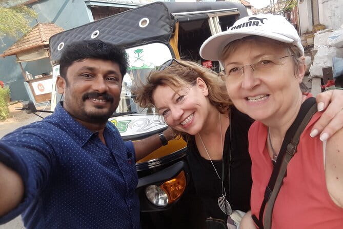 Kochi Tuk-Tuk Sightseeing Tour with Cruise Ship Pickup - Churches and museum details in a short stretch