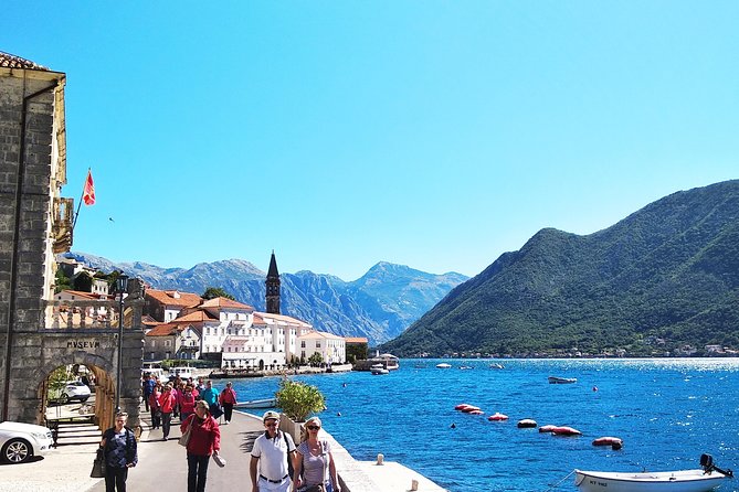 Kotor: Shore Excursion for Cruise Passengers - The optional boat to Our Lady of the Rocks