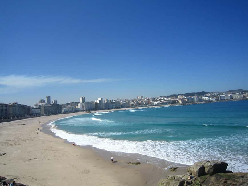La Coruna: Sightseeing Bus Tour for Cruisers - San Antón Castle and its defensive past