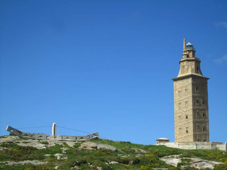 La Coruna: Sightseeing Bus Tour for Cruisers - Marine Avenue and the city of glass