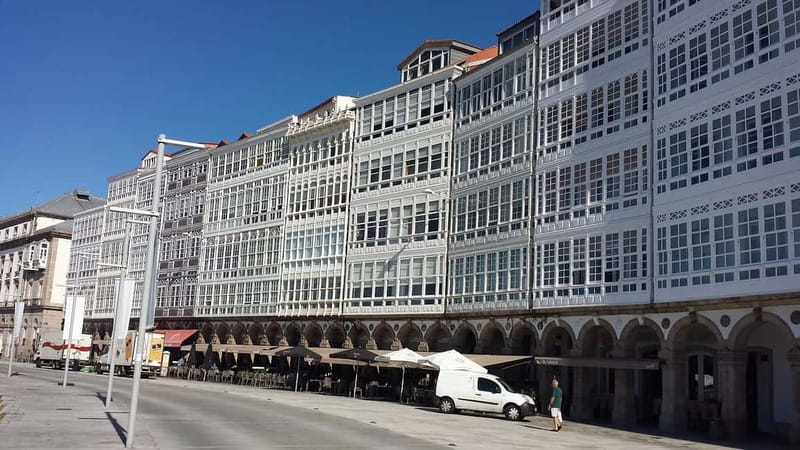 La Coruña: Tour for Cruise Passengers from the Port of La Coruña - Ninety Minutes for Galician Food and Shopping